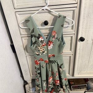 Floral Green Sleeveless Dress